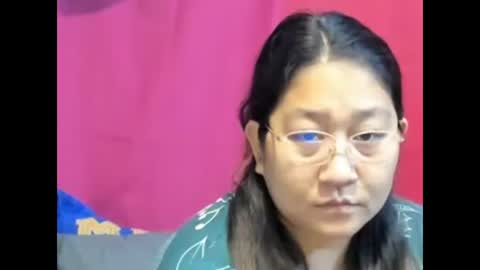 Snapshot of sweetpilipina88 chatting on 02/22/25, 11:03 MIA online show from 02/22/25, 11:03