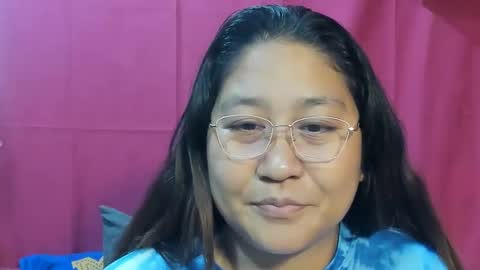 Snapshot of sweetpilipina88 chatting on 02/25/25, 12:03 MIA online show from 02/25/25, 12:03
