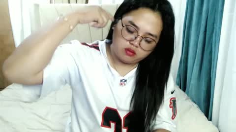 Snapshot of sweetprincess_athena chatting on 03/05/25, 04:13 Princess Ella online show from 03/05/25, 04:13