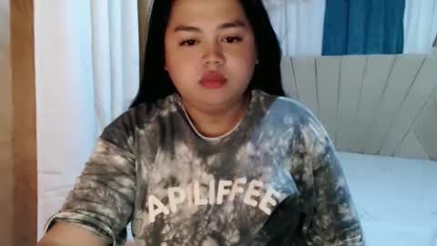 Snapshot of sweetprincess_athena chatting on 10/12/25, 07:18 Princess Ella online show from 10/12/25, 07:18