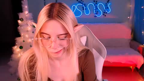Snapshot of sweetrichal chatting on 01/19/25, 10:17 sweetrichal online show from 01/19/25, 10:17