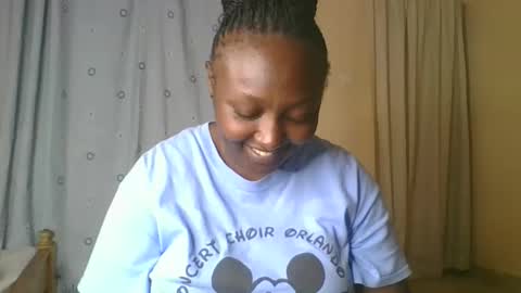 Rose Watetu online show from 04/19/26, 01:21