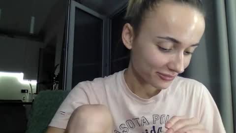 Snapshot of sweetsatalana chatting on 05/15/26, 10:28 sweetsatalana online show from 05/15/26, 10:28