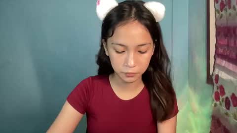 Mia online show from 10/29/25, 01:13