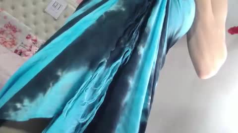 Ningning online show from 10/19/25, 01:34