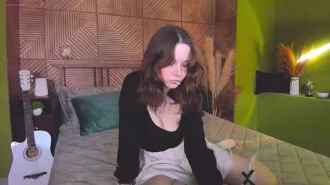 Alice online show from 09/12/25, 01:44