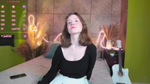 Alice online show from 09/28/25, 01:38