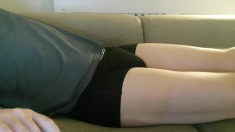 sweetsinner83 online show from 04/18/26, 07:58
