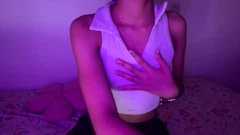 SweetSinnyX online show from 04/25/26, 12:57