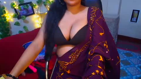 SweetSour online show from 12/16/25, 12:15