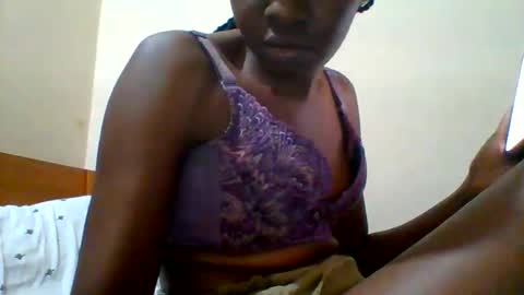 sweett_kimmie online show from 06/04/26, 07:09