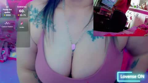 Snapshot of sweett_martina chatting on 01/24/25, 01:45 martina online show from 01/24/25, 01:45