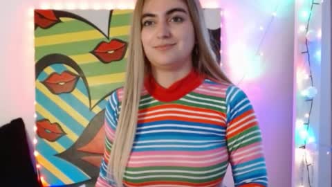 Snapshot of sweett_minionn chatting on 12/05/24, 06:11 IG valeen mo Vale My schedule Monday to Friday900 am - 300 pm online show from 12/05/24, 06:11