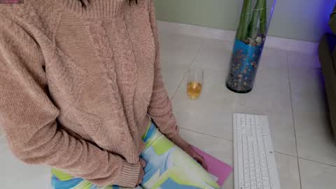 Snapshot of sweett_petite chatting on 02/01/25, 11:06 online show from 02/01/25, 11:06