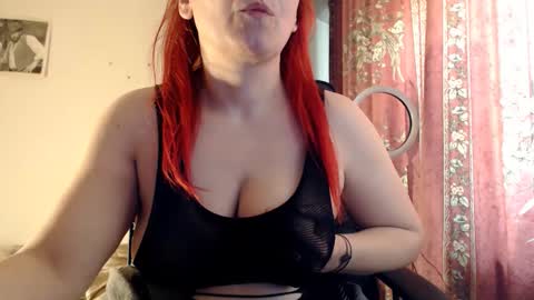 Snapshot of sweettanne chatting on 04/15/26, 10:33 SweettAnne online show from 04/15/26, 10:33