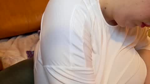 Snapshot of sweettm chatting on 02/14/25, 02:33 Maya online show from 02/14/25, 02:33