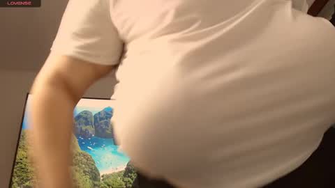 Snapshot of sweettm chatting on 02/21/25, 09:54 Maya online show from 02/21/25, 09:54