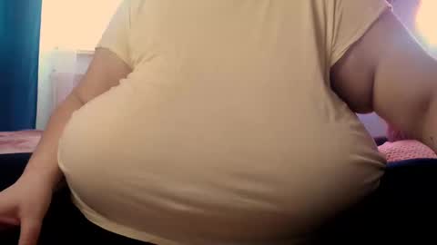 Snapshot of sweettm chatting on 03/08/25, 11:16 Maya online show from 03/08/25, 11:16