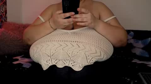 Snapshot of sweettm chatting on 11/07/25, 09:31 Maya online show from 11/07/25, 09:31