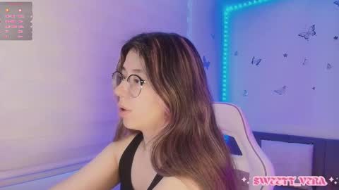 Veronica Independent Model online show from 11/25/25, 12:05