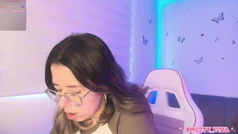 Veronica Independent Model online show from 05/11/26, 12:55