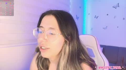 Veronica Independent Model online show from 05/13/26, 04:15