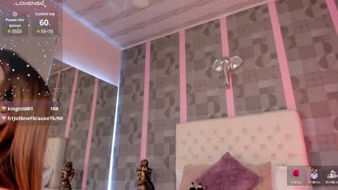 Snapshot of sweetty_paulina chatting on 01/10/25, 05:24 Swetty. online show from 01/10/25, 05:24