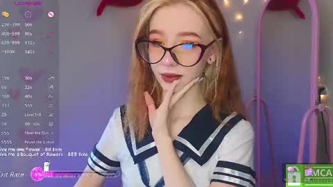 Snapshot of sweetuniporn chatting on 03/12/25, 08:30 Elis a little vacation Ill be here Saturday my schedules in bio online show from 03/12/25, 08:30