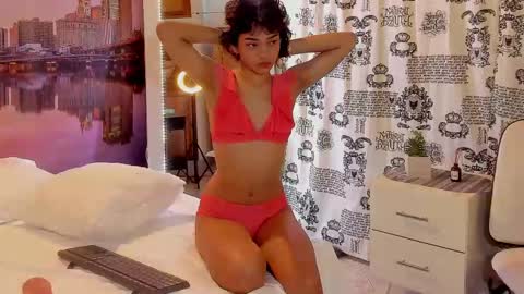 Snapshot of sweetveronica02 chatting on 02/17/25, 01:21 Veronica online show from 02/17/25, 01:21