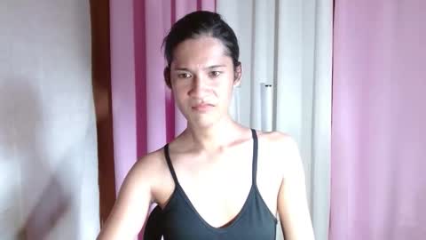 sweetvictoria2000 online show from 11/10/25, 06:56