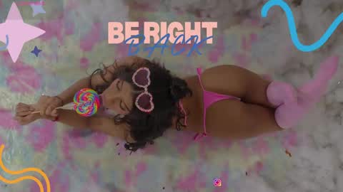 sweetviolet___ online show from 04/16/26, 12:28