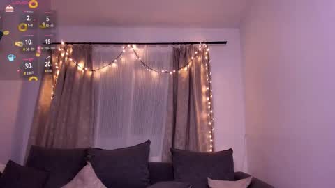 sweetviperr_ online show from 02/09/26, 08:24