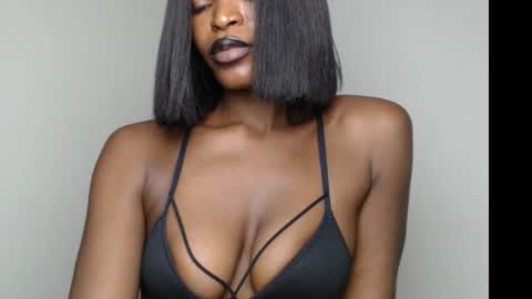 sweetxxboobsx online show from 12/01/25, 09:20