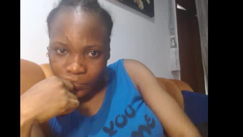 Snapshot of sweetxxpie chatting on 09/20/25, 12:11 Sweetxxpie online show from 09/20/25, 12:11