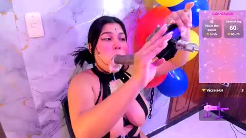 Snapshot of sweety_blowjob chatting on 06/14/26, 12:07 LINA online show from 06/14/26, 12:07