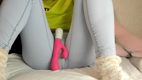 Mia online show from 01/21/25, 11:24