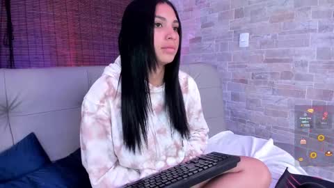 Snapshot of sweety_leela chatting on 03/07/25, 12:34 . online show from 03/07/25, 12:34