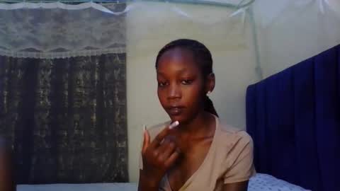 Vickky online show from 04/22/26, 12:28