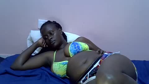 sweety_starlit online show from 04/20/26, 04:10