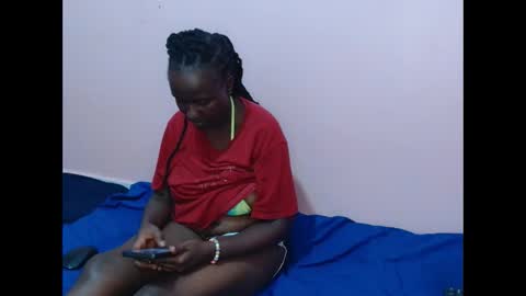 sweety_starlit online show from 04/22/26, 09:01