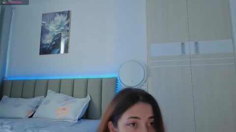 Vikky online show from 03/09/26, 12:36