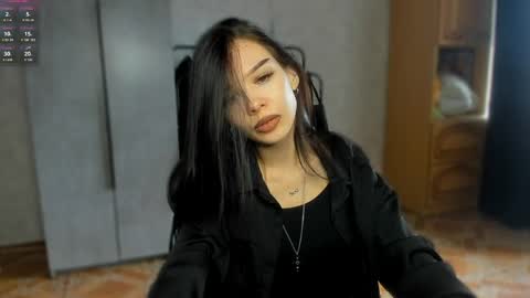 sweetydeviliya online show from 04/27/26, 06:44