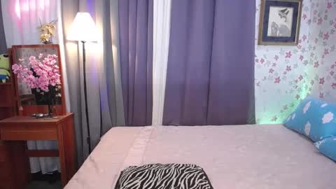 Snapshot of sweetylicioustsxxx chatting on 01/07/25, 06:48 monica monako online show from 01/07/25, 06:48