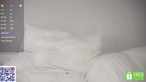 Astrid online show from 10/26/25, 07:09