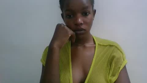 Snapshot of sweetz_candice chatting on 09/21/25, 11:34 sweetz_candice online show from 09/21/25, 11:34