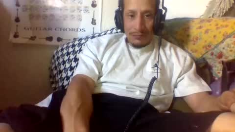 Snapshot of sweezybrown1 chatting on 04/11/26, 08:46 MR. SWEEZY online show from 04/11/26, 08:46
