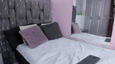 Snapshot of swet_lovee_ chatting on 06/04/26, 02:23 Your dream online show from 06/04/26, 02:23