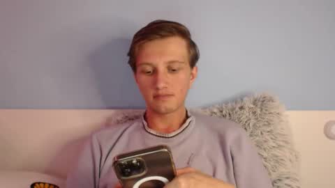 Cat online show from 02/05/26, 08:57