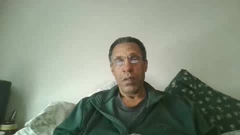 Snapshot of swimmerbod2495 chatting on 02/01/26, 06:06 swimmerbod2495 online show from 02/01/26, 06:06