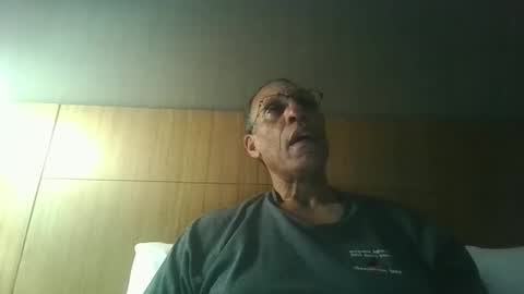 swimmerbod2495 online show from 04/02/26, 01:36